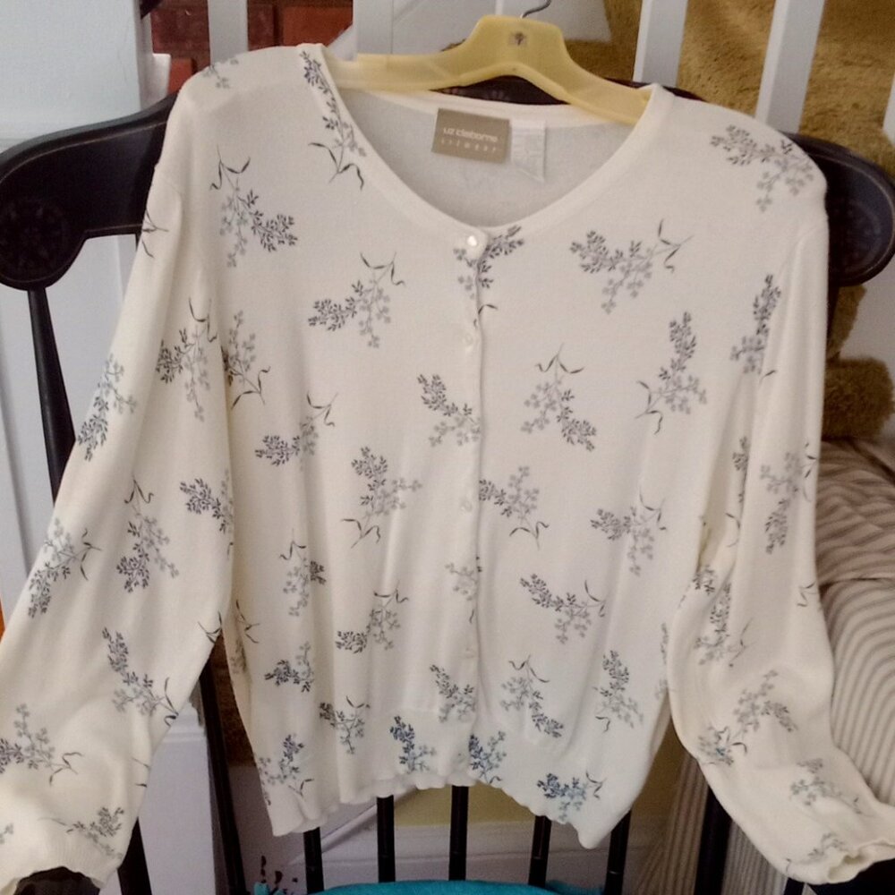 Classic Cardigan/Liz Wear/L